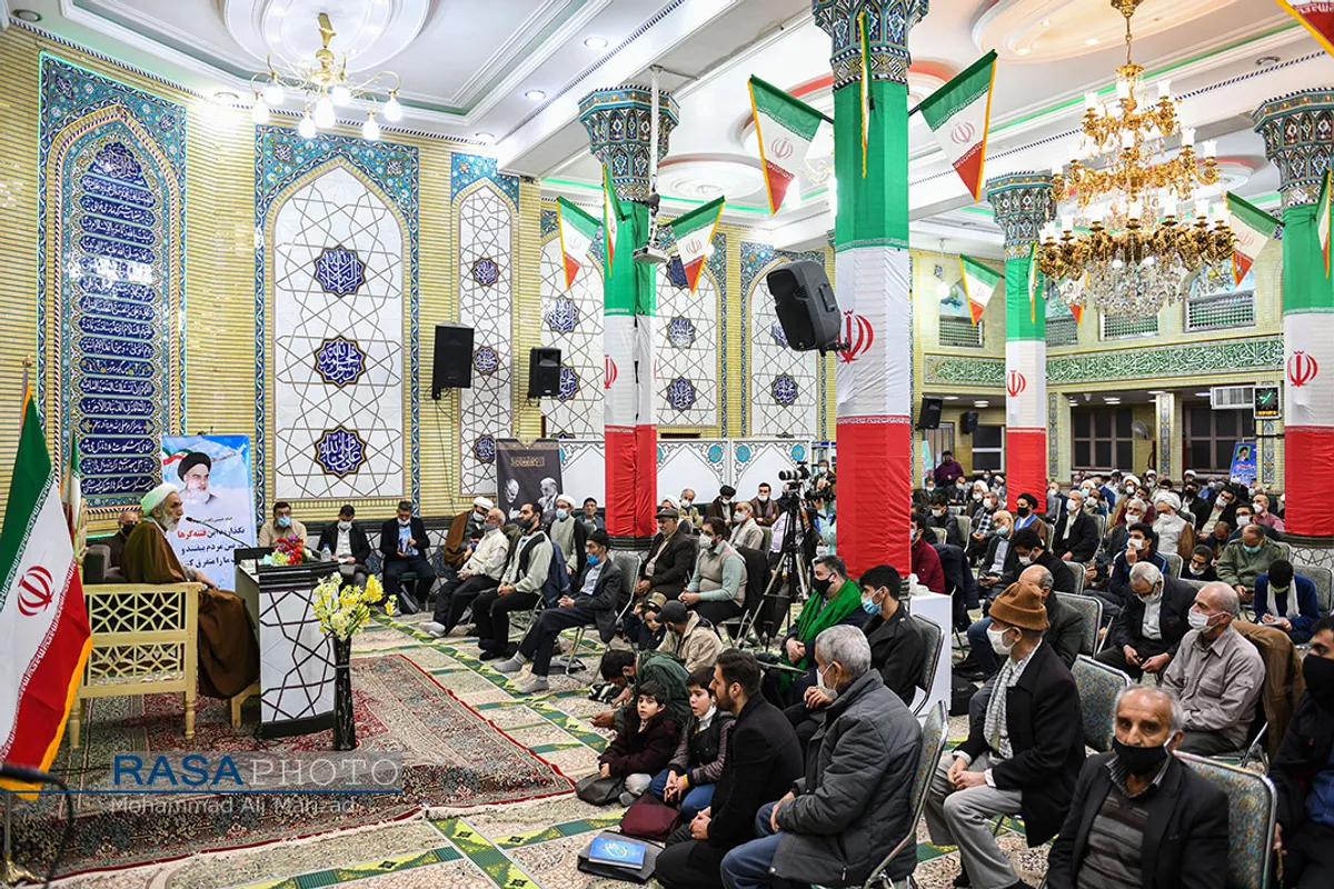 جشن ویژه ایام الله دهه فجر با سخنرانی حجت الاسلام والمسلمین مهدی طائب