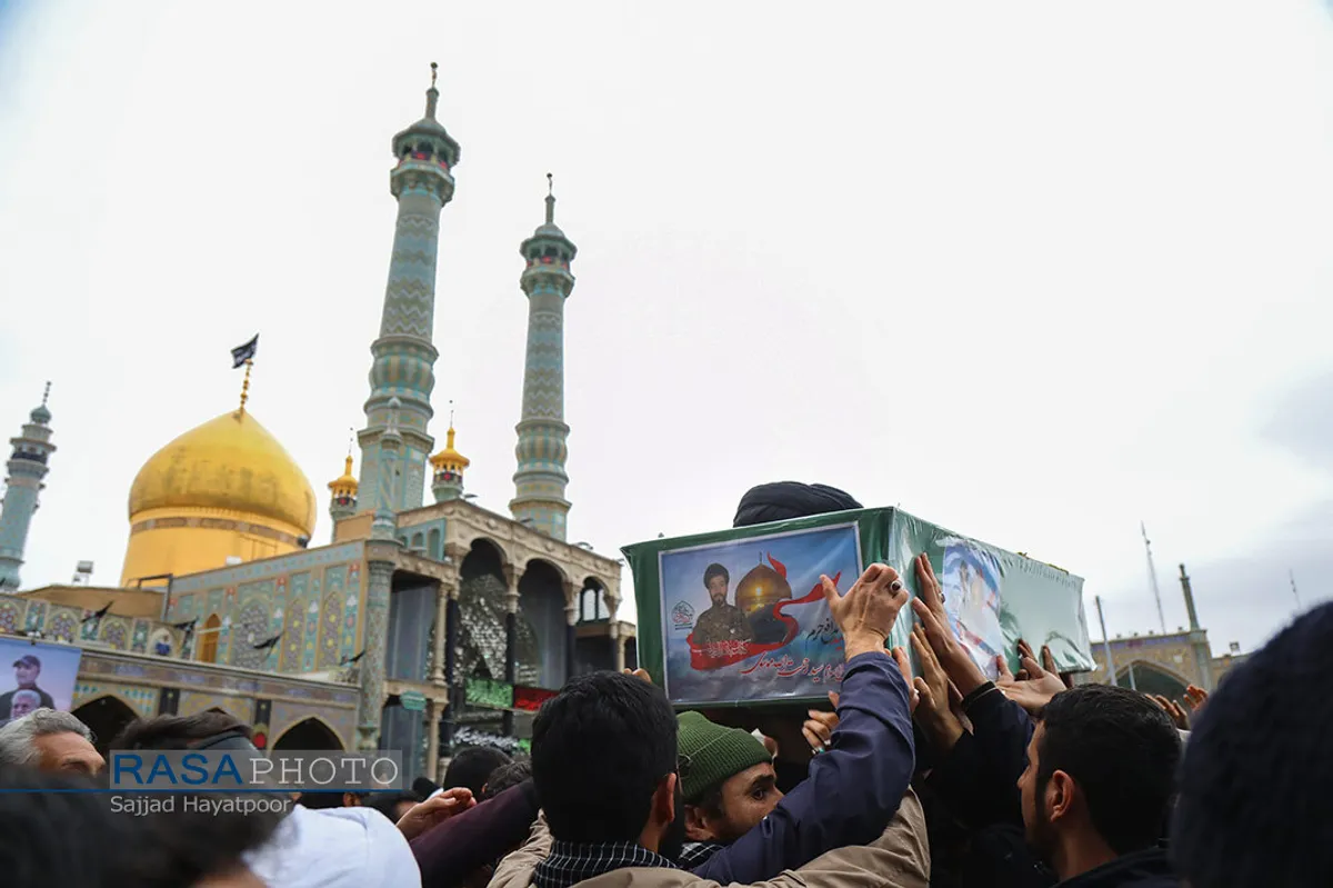 تشییع پیکر طلبه شهید مدافع حرم حجت الاسلام موسوی در قم