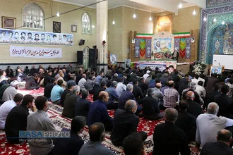 مراسم بزرگداشت روحانی شهید اکبر مهدی&zwnj;زاده در روستای طزرک&lrm; قزوین