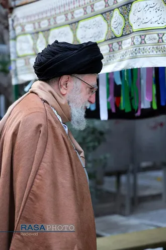 حضور مقام معظم رهبری در مرقد مطهر امام راحل (ره) و گلزار شهدای بهشت زهرا (سلام&zwnj;الله&zwnj;علیها)