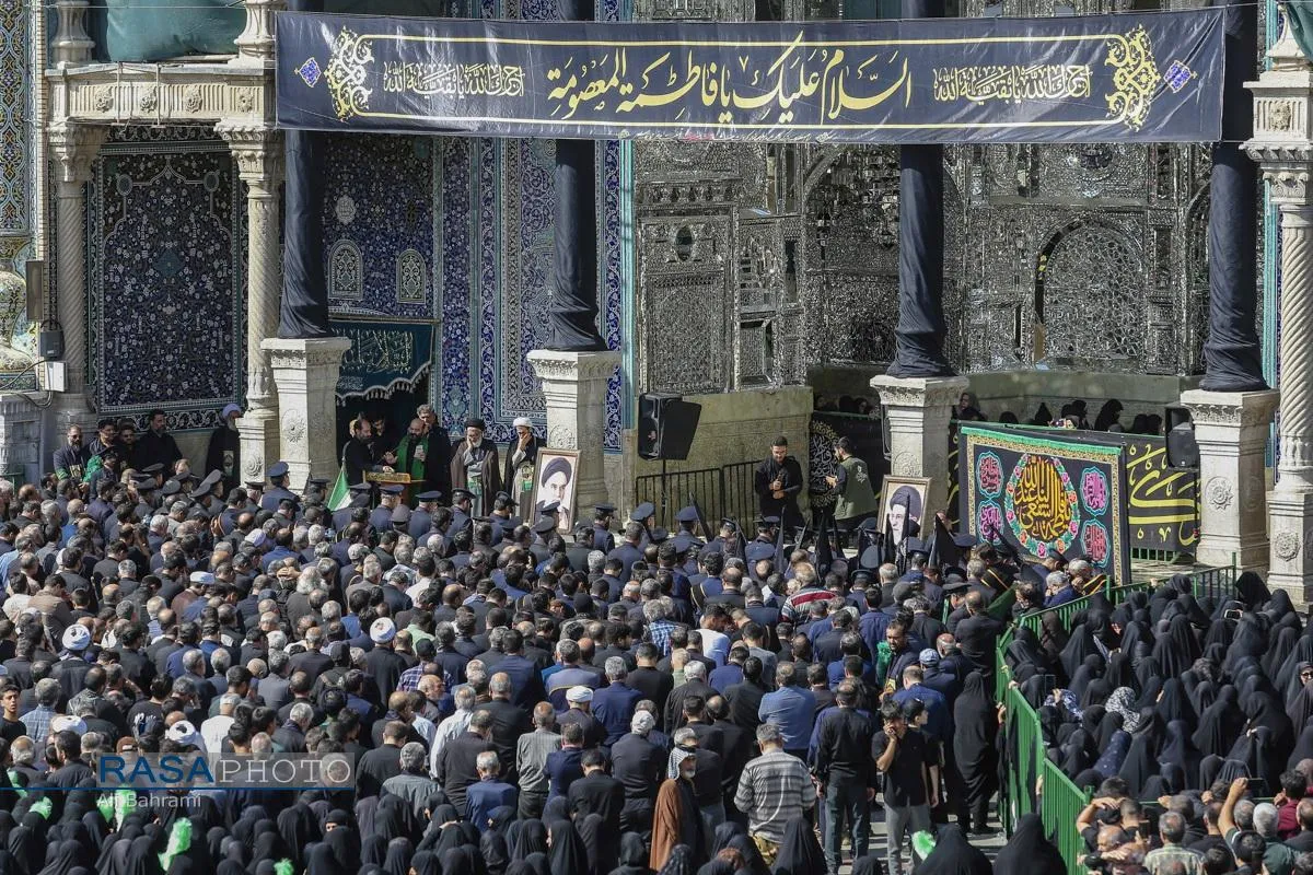 دسته عزای خادمان و زائران در سالروز رحلت حضرت معصومه (سلام&zwnj;الله&zwnj;علیها)
