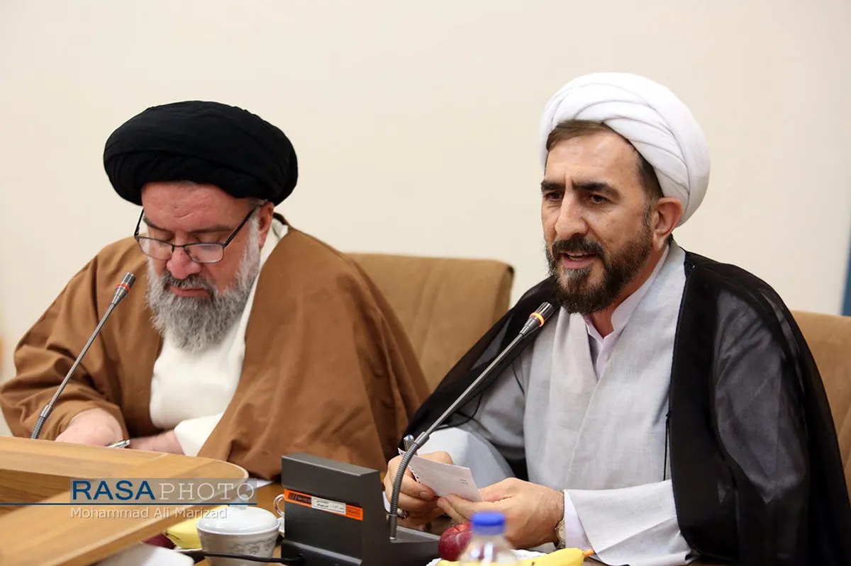 نشست هفتگی جامعه مدرسین حوزه علمیه قم با حضور رییس دادگستری استان