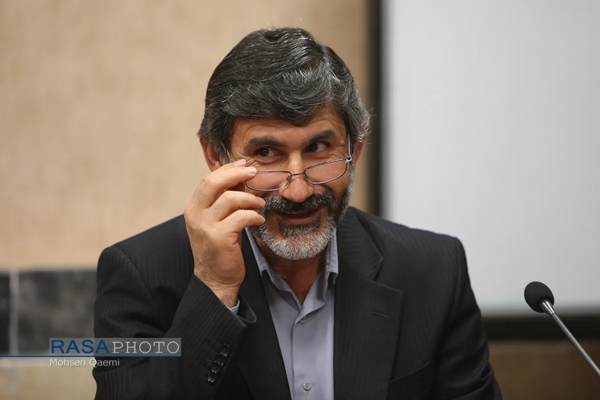 نشست جهاد تبیین؛ نقد محتوایی جشنواره فیلم فجر