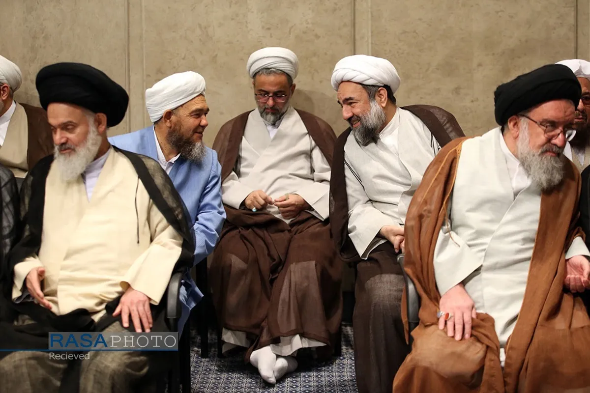 دیدار مسئولان نظام، سفرای کشور&zwnj;های اسلامی با رهبر انقلاب