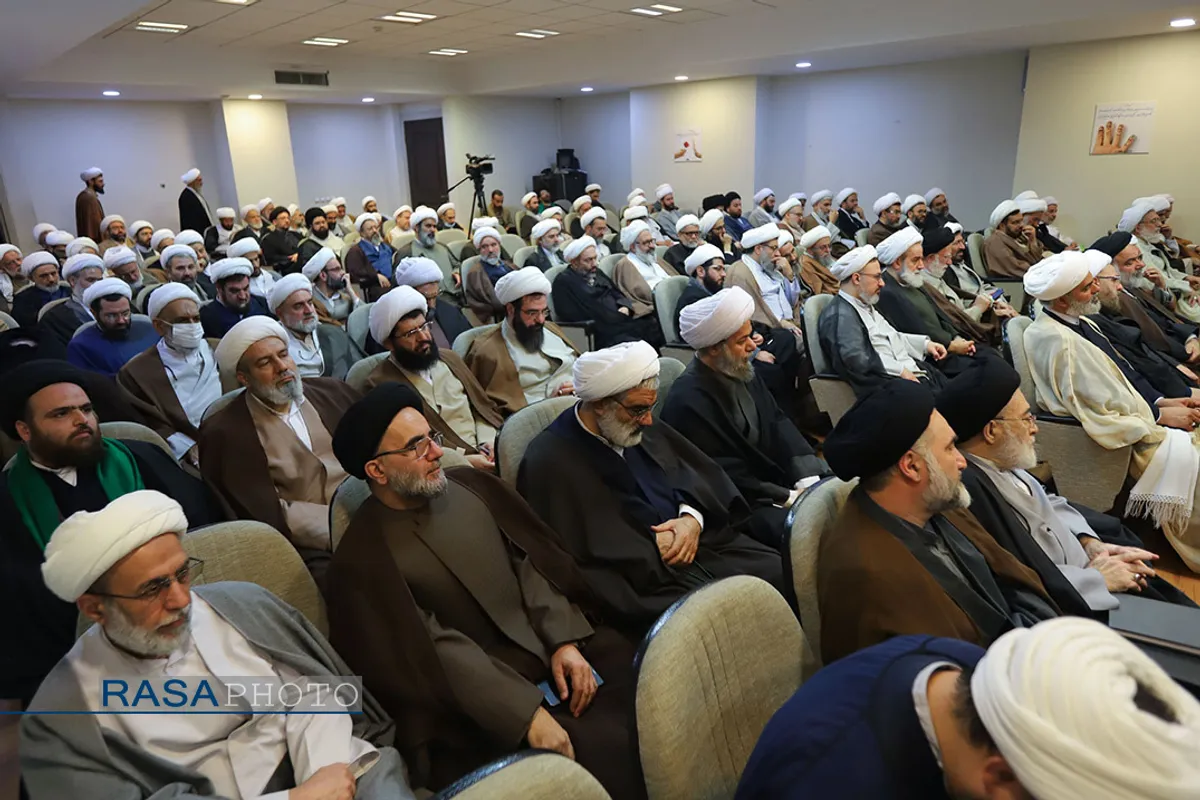 آغاز به کار کمیسیون&zwnj;های پنج گانه دهمین اجلاسیه منطقه&zwnj;ای جامعه مدرسین با علمای بلاد