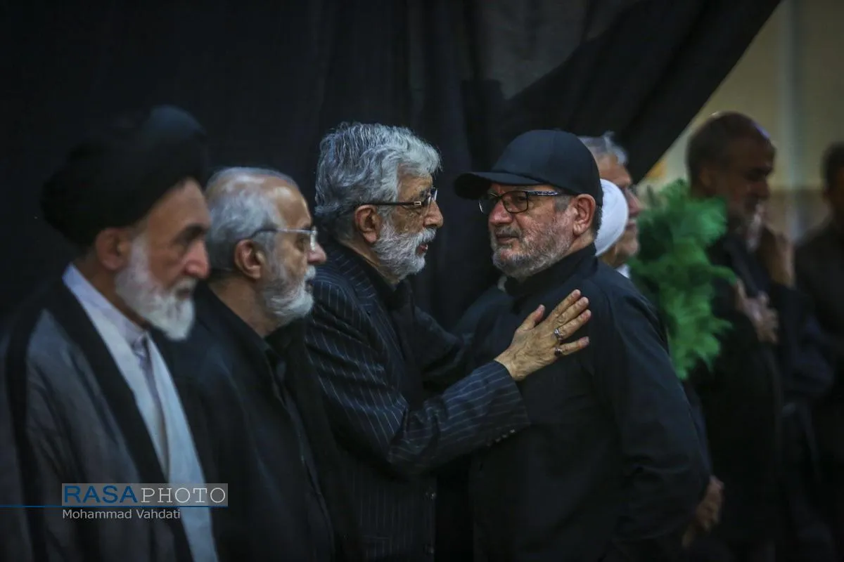 دومین روز مجلس یادبود رهبر شهید انقلاب اسلامی و شهدای خانوادهٔ امام شهید