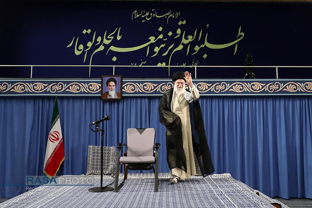 دیدار جمعی از دانشجویان و نمایندگان تشکل&zwnj;های دانشجویی با رهبر انقلاب