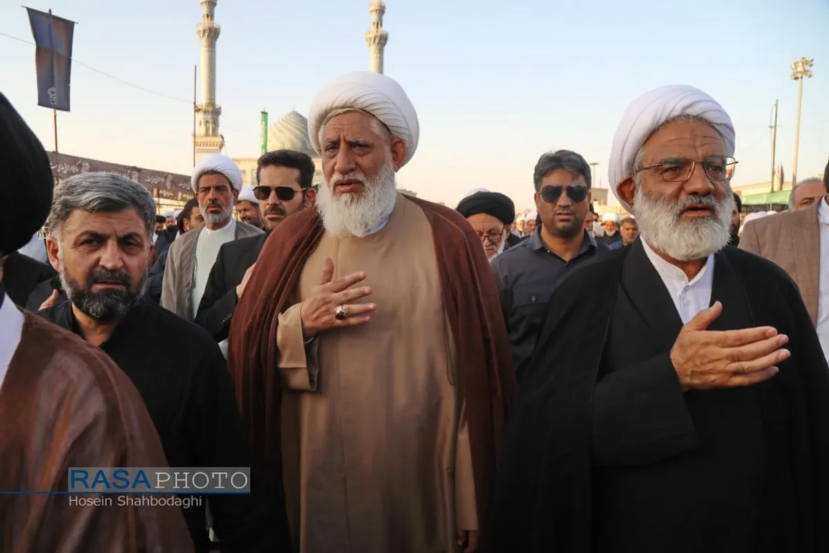 تشییع پیکر آیت&zwnj; الله نعیم آبادی در قم
