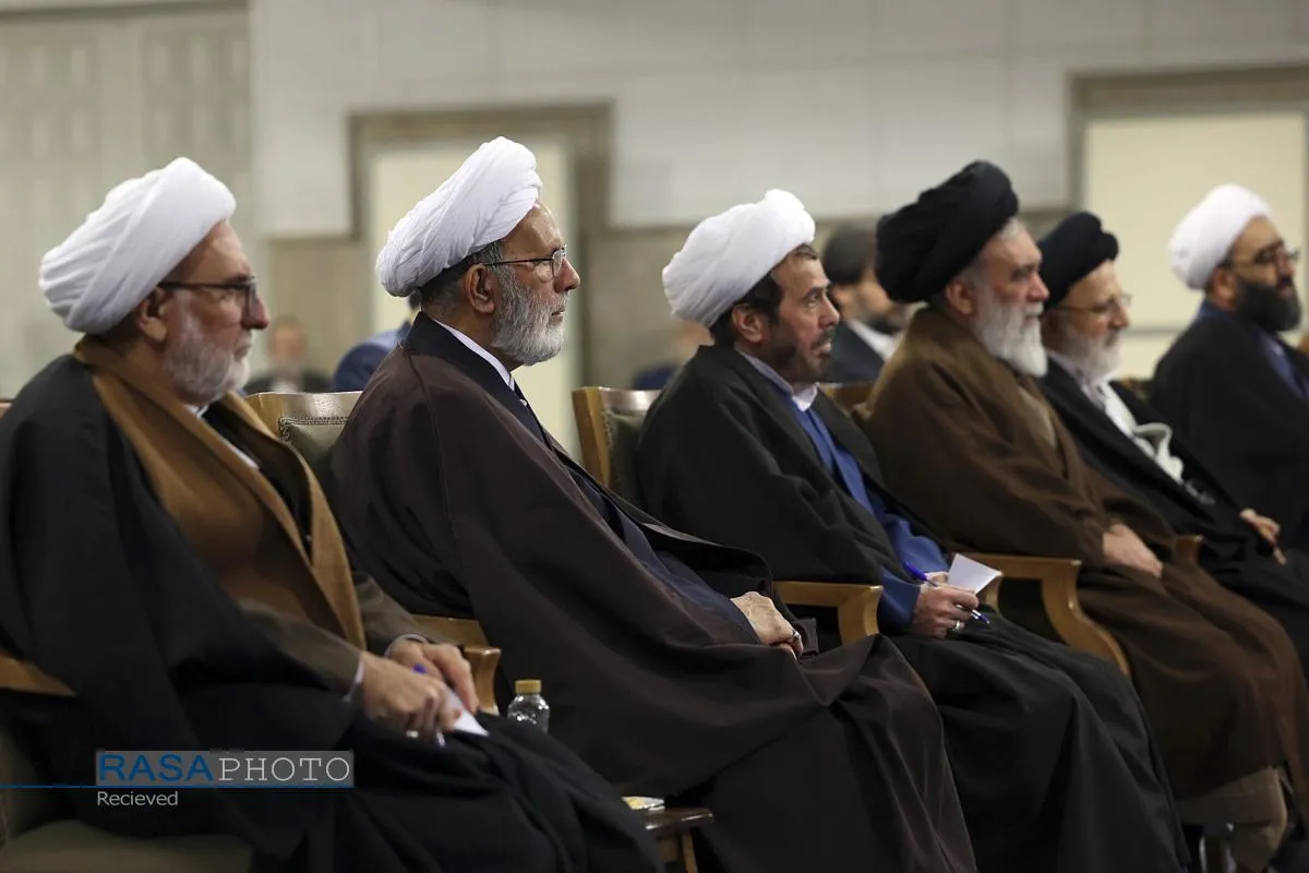 دیدار اعضای ستاد برگزاری کنگره بزرگداشت آیت&zwnj;الله میلانی با رهبر معظم انقلاب