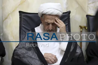 بزرگداشت رهبر شهید از سوی حضرت آیت&zwnj;الله سبحانی در حرم بانوی کرامت
