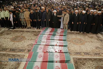 تشییع ۷ شهید گمنام دفاع مقدس در قم