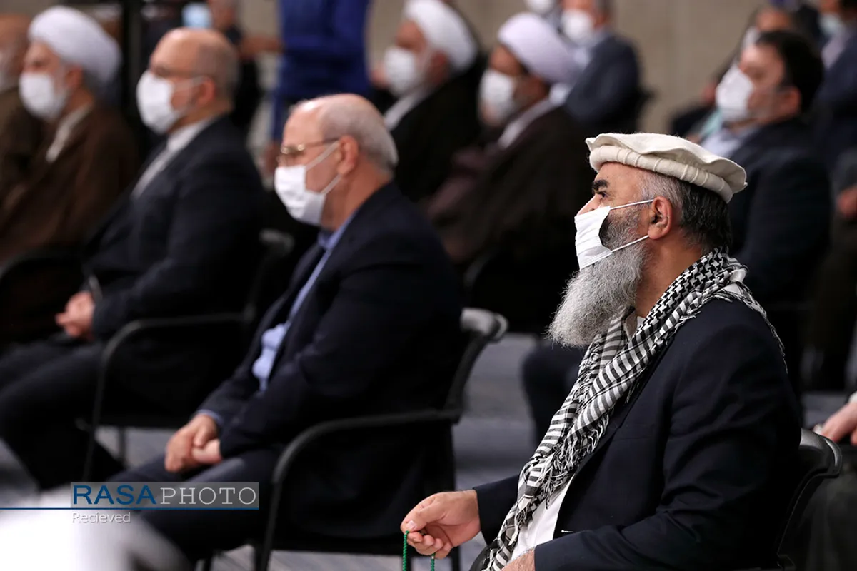 دیدار میهمانان کنفرانس وحدت اسلامى&zwnj; و جمعی از مسئولان نظام با رهبر انقلاب