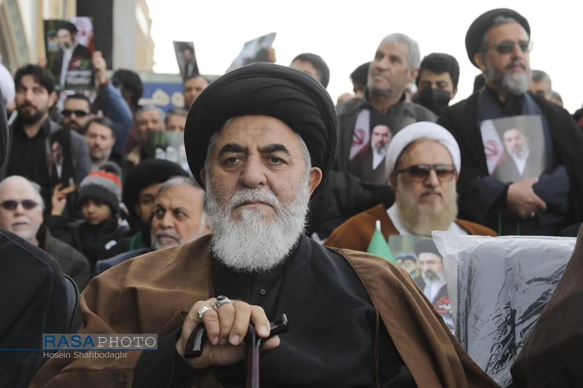 بیعت مردم قم با سومین رهبر معظم انقلاب اسلامی