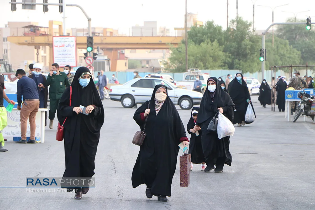 نماز عید سعید فطر به امامت آیت الله موسوی جزایری