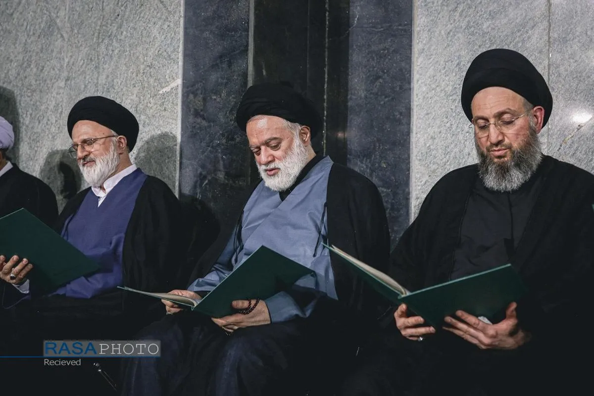 مراسم بزرگداشت امام شهید از سوی رهبر معظم انقلاب اسلامی