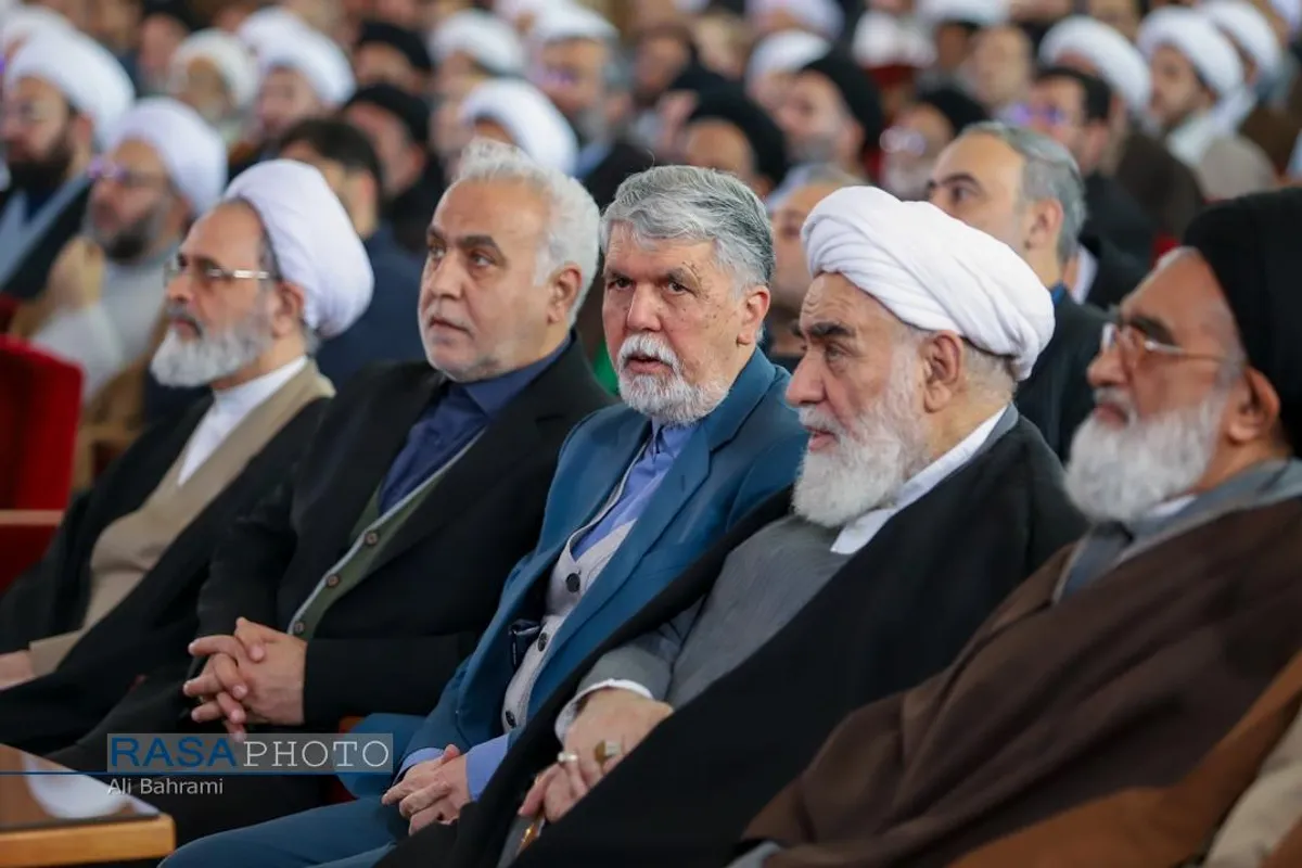 رونمایی از تفسیر تسنیم آیت&zwnj;الله جوادی آملی
