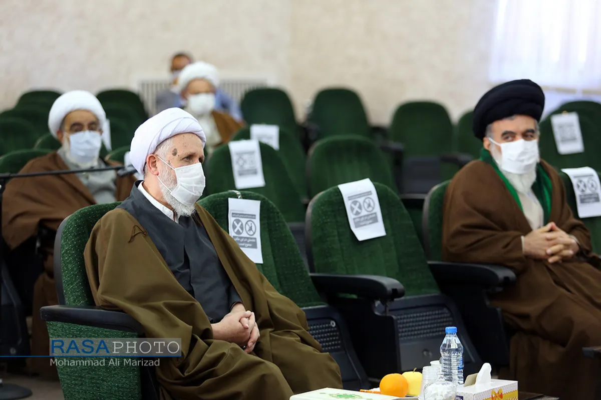 حضور وزیر بهداشت در جلسه جامعه مدرسین