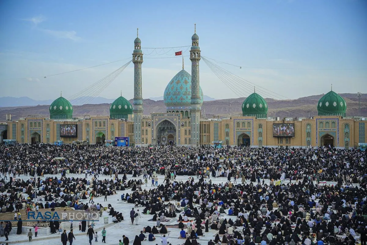مراسم پر فیض دعای عرفه در مسجد مقدس جمکران