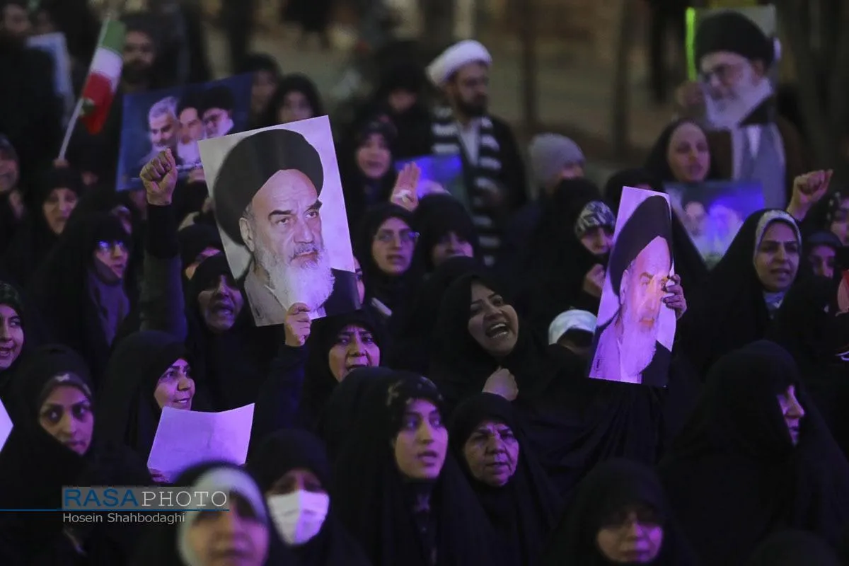 قیام مردم قم علیه اغتشاشگران