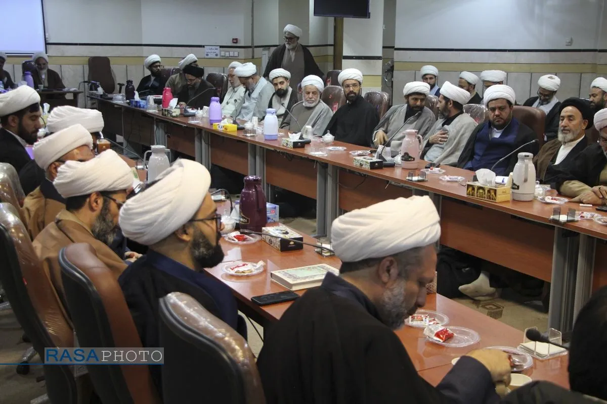 اجلاسیه فصلی مدیران مدارس علمیه استان فارس
