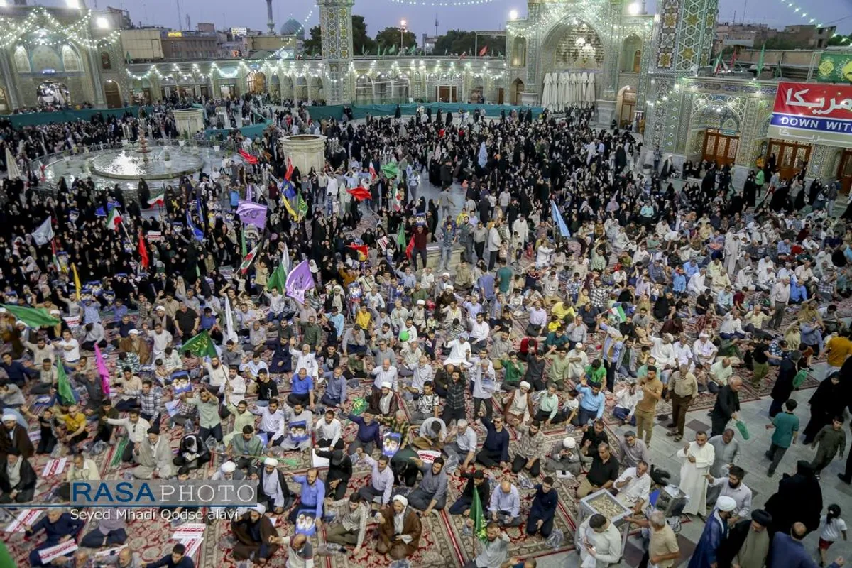 فریاد انتقام خواهی مردم قم در پی شهادت سرداران بزرگ ایران