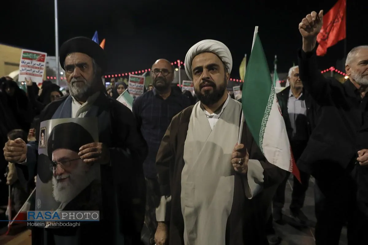 تجمع مردم انقلابی و ولایتمدار قم در حمایت از نظام مقدس اسلامی و محکومیت تجاوز دشمن آمریکایی و صهیونیستی به کشور