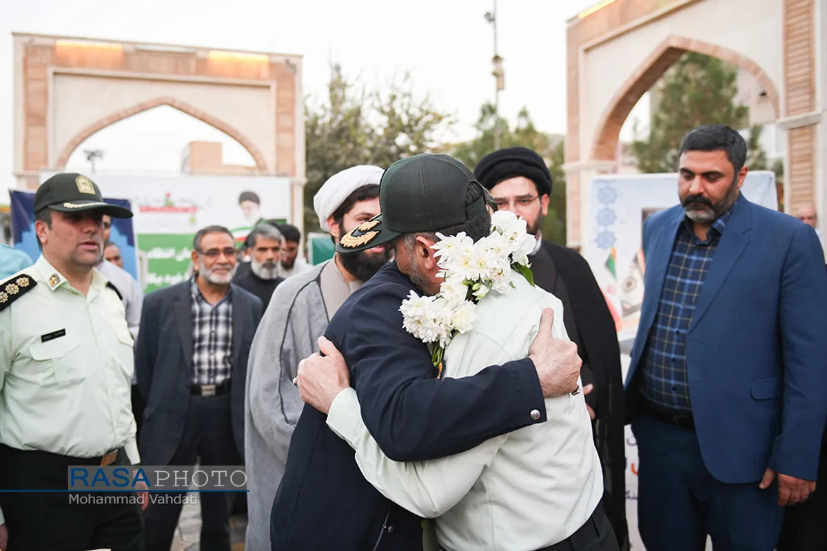مراسم تقدیر از زحمت&zwnj;کشان نیروی انتظامی در قم