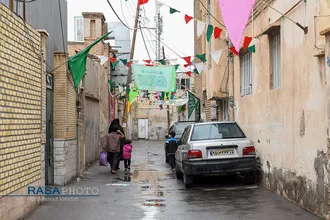 چراغانی کوچه&zwnj;ها و خیابان&zwnj;ها در قم در آستانه میلاد امام زمان (عج)
