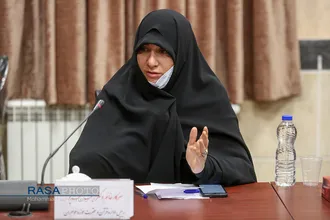 نشست زن انقلاب و حوزه&zwnj;های علمیه خواهران
