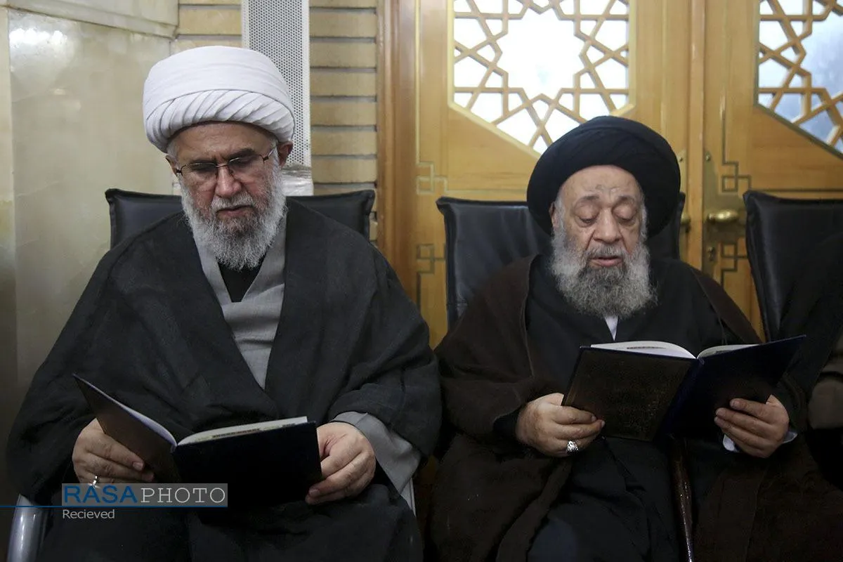 بزرگداشت رهبر شهید انقلاب در حرم کریمه اهل&zwnj;بیت (س)