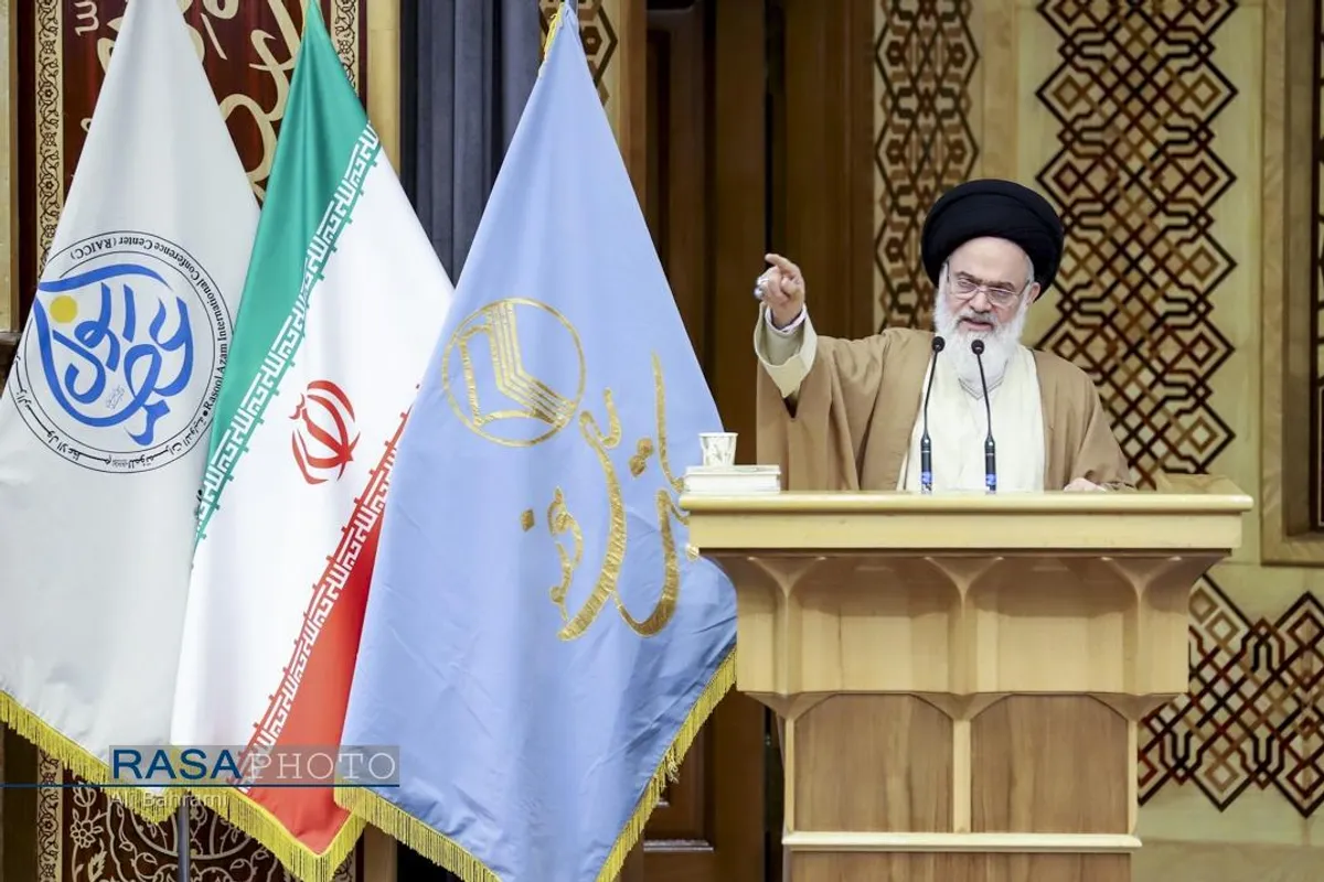 بیست&zwnj;وششمین همایش کتاب سال و هشتمین جشنواره مقالات علمی حوزه قم
