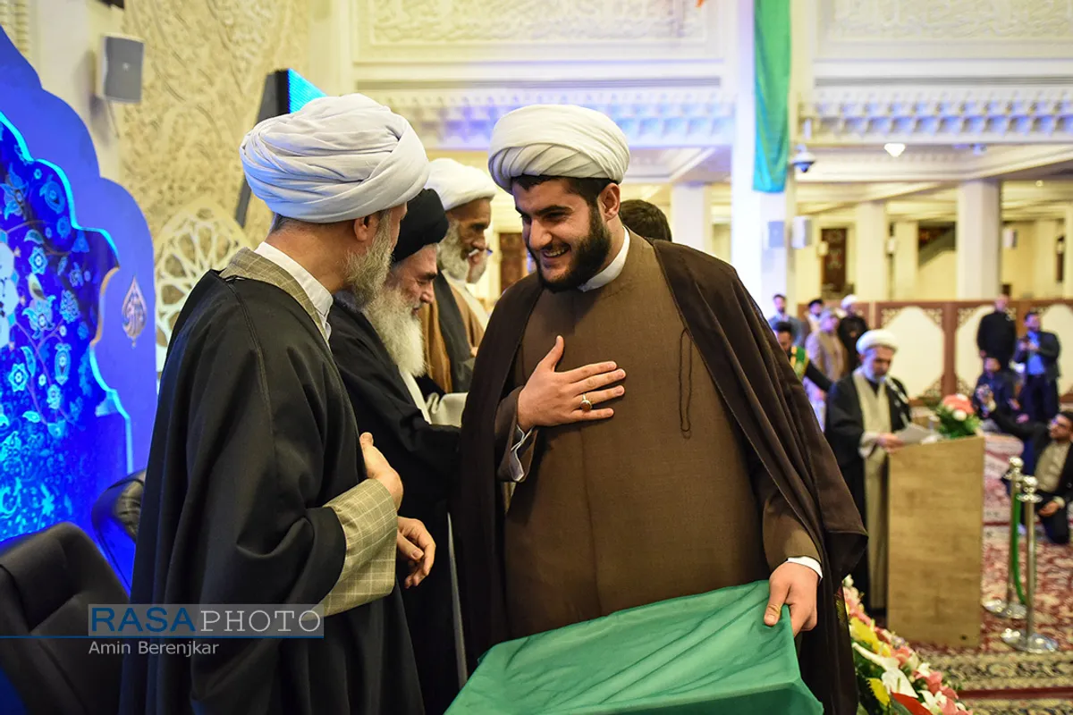 آئین عمامه گذاری طلاب حوزه&zwnj;های علمیه استان فارس