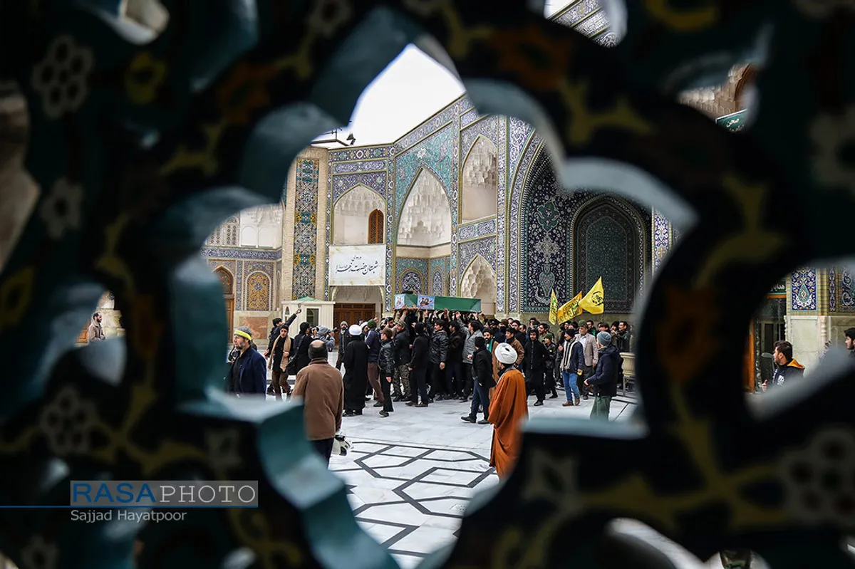 تشییع پیکر طلبه شهید مدافع حرم حجت الاسلام موسوی در قم