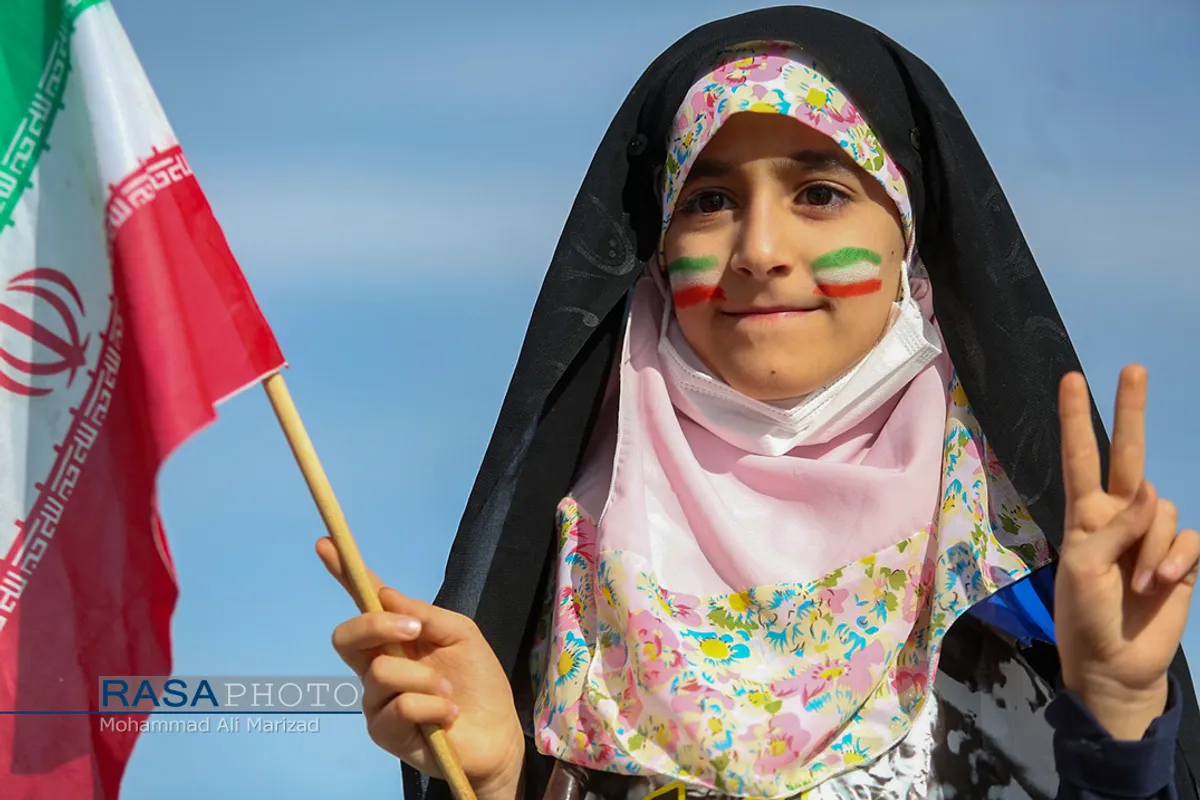 عکس&zwnj;های منتخب خبرگزاری رسا از راهپیمایی یوم الله ۲۲ بهمن ۱۳۹۹