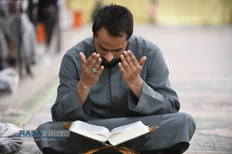 مراسم مناجات خوانی شب&zwnj;های ماه مبارک رمضان در مسجد امام حسن عسکری (ع)