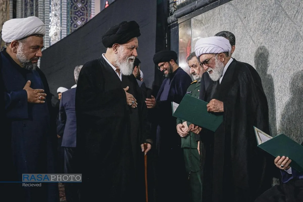 مراسم بزرگداشت امام شهید از سوی رهبر معظم انقلاب اسلامی