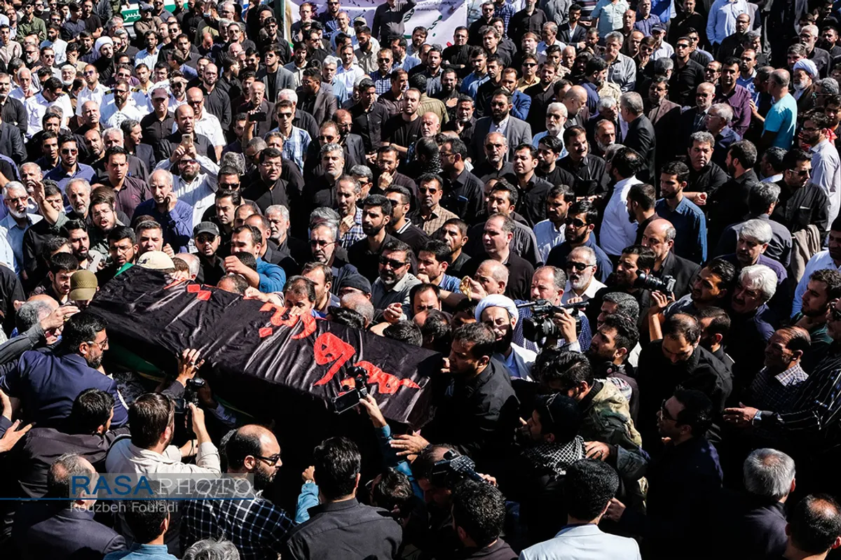 تشییع شهید خلبان &laquo;مجید فتحی نژاد&raquo; در تهران