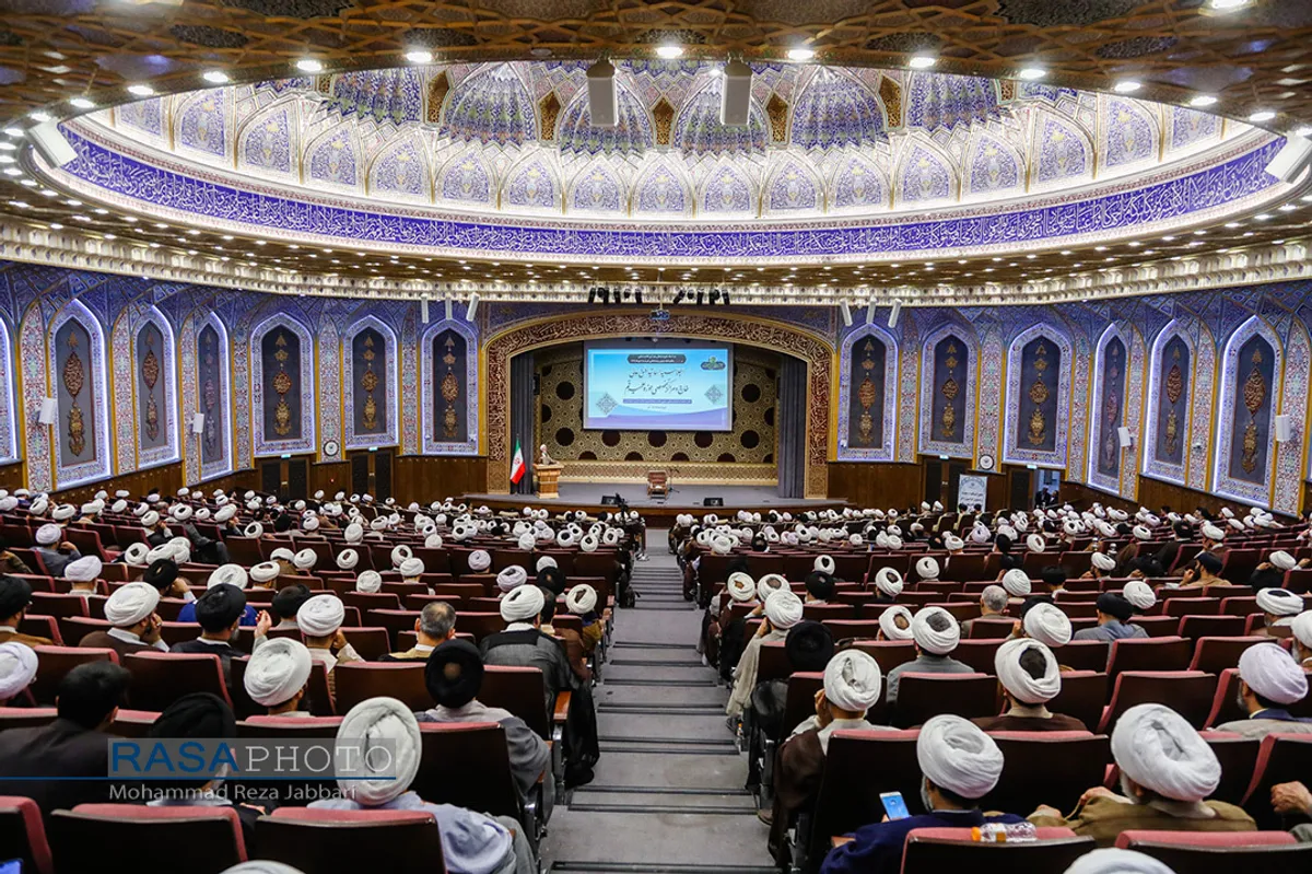 اجلاسیه اساتیدسطوح عالی خارج و مراکز تخصصی حوزه علمیه قم&lrm;&lrm;
