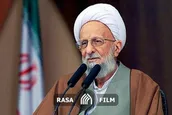 آنچه انسان را به سعادت می رساند