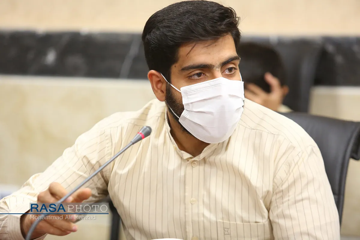 نشست هم اندیشی جمعی از طلاب با موضوع "نقش حوزه در انتخابات ۱۴۰۰"
