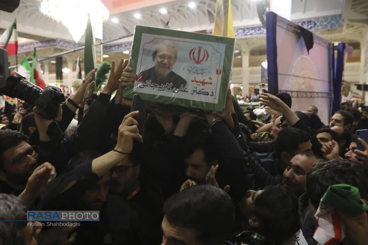 مراسم استقبال و وداع مردم قم با شهید دکتر علی لاریجانی