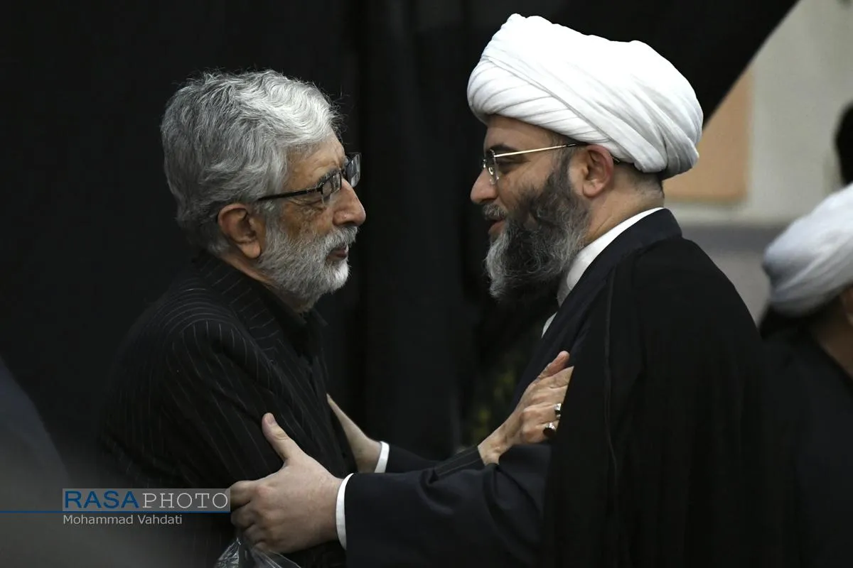 مجلس یادبود رهبر شهید انقلاب اسلامی و شهدای خانوادهٔ امام شهید