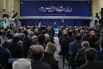 دیدار کارآفرینان، تولیدکنندگان و دانش بنیان&zwnj;ها با رهبر انقلاب