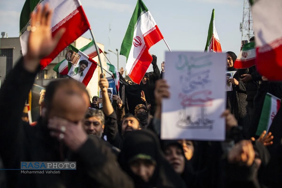 بیعت تاریخی مردم ولایتمدار تهران با سومین رهبر معظم انقلاب اسلامی
