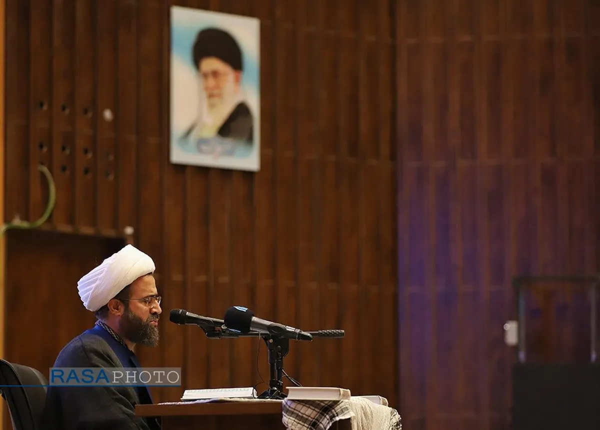 دومین همایش خاطره گویی کارمندان ایثارگر مرکز مدیریت حوزه علمیه