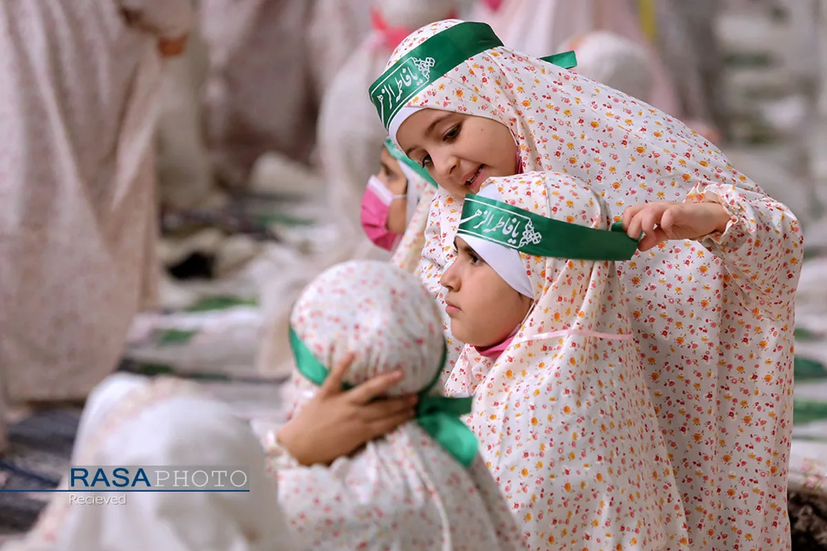 مراسم جشن تکلیف دختران دانش&zwnj;آموز با حضور مقام معظم رهبری