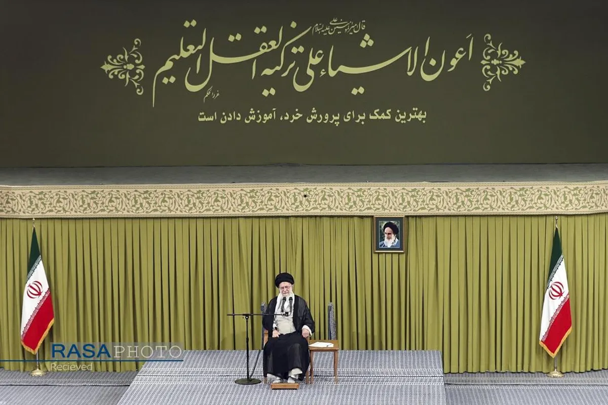 دیدار معلمان با رهبر معظم انقلاب