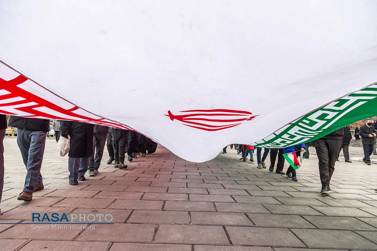 منتخب عکس&zwnj;های خبر گزاری رسا از راهپیمایی ۲۲ بهمن ۱۴۰۰