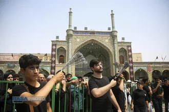 عزاداری روز اربعین حسینی (ع) در حرم حضرت معصومه (سلام&zwnj;الله&zwnj;علیها)