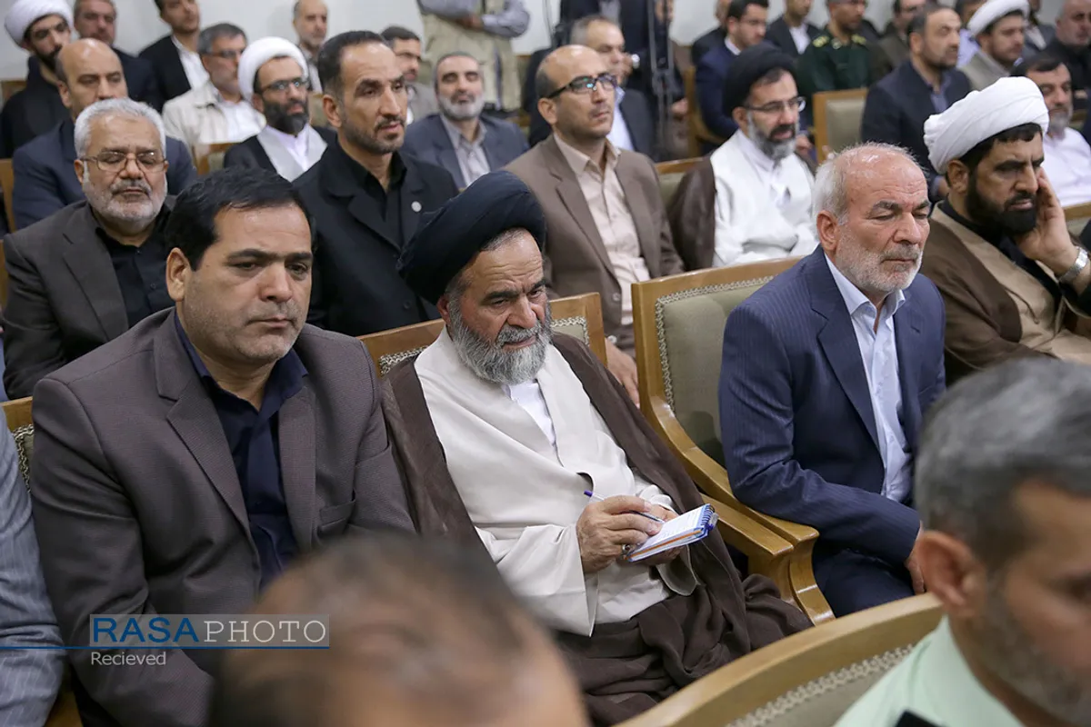 دیدار دست&zwnj;اندرکاران کنگره ۶۲۰۰ شهید استان مرکزی